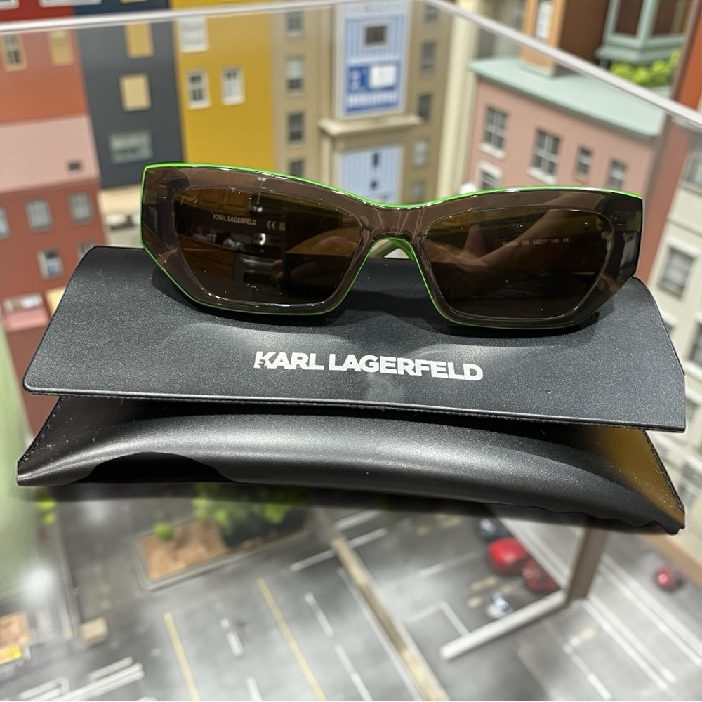 Karl Lagerfeld Green Sunglasses (NWOT)